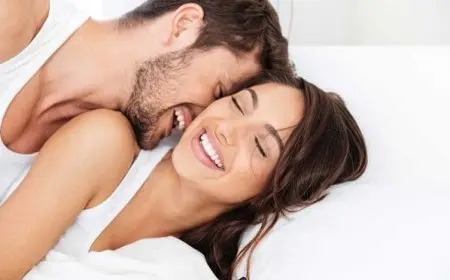 علامات حب الزوج لزوجته في الفراش