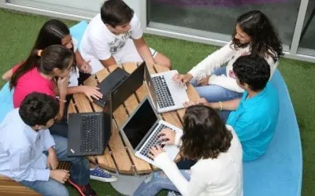 كيف تنشئ أكاديمية لتعليم الأطفال اللغات في الاردن