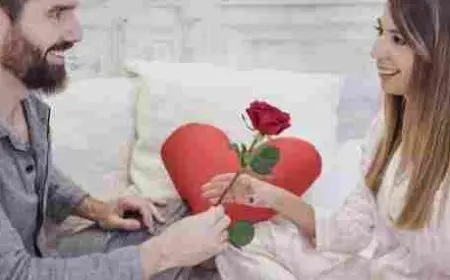 كيف أعرف أنه يحبني من نظراته وحركاته