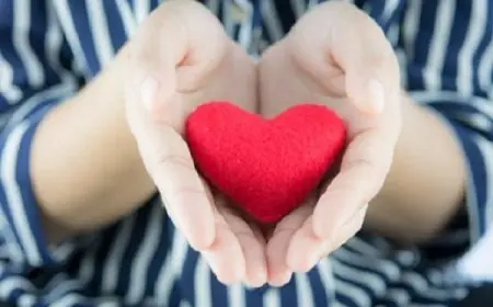 أزاي أخلي ولد يحبني من أول نظرة