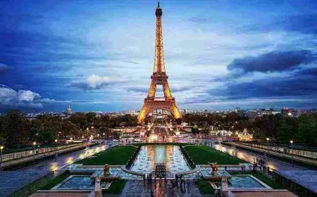 اين يقع برج ايفل