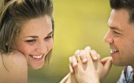 كيف تتعرف على فتاة معجب بها بكل سهولة وبـ4 خطوات بسيطة؟