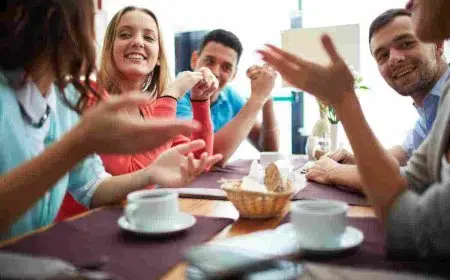 حكم عن معاملة الناس 2024