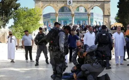 ماذا يحدث في المسجد الأقصى الآن وما آخر المستجدات؟
