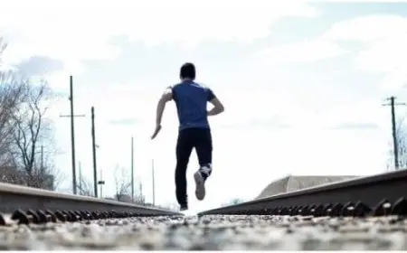 تفسير حلم الهروب من شخص يريد الاعتداء على العزباء