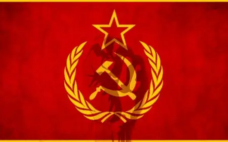 الفرق بين الشيوعية والاشتراكية