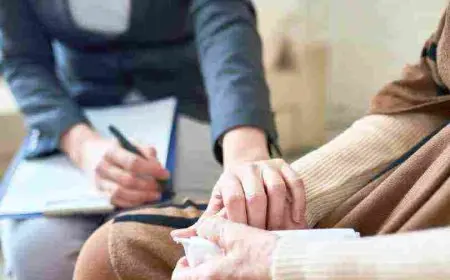 دور الاخصائي الاجتماعي في المجال الطبي