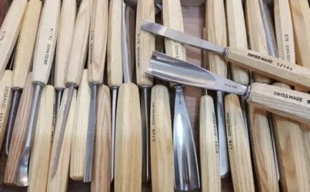 ادوات النحت على الخشب