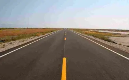 كم تبعد الباحه عن الطائف