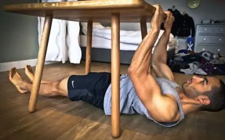 كيفية بناء العضلات بسرعة في المنزل