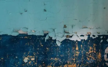 إزالة الدهان القديم من الحائط بطريقتين