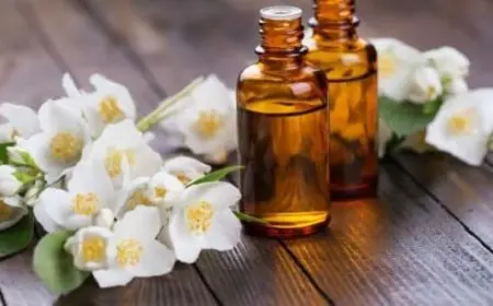 فوائد زيت الياسمين للشعر