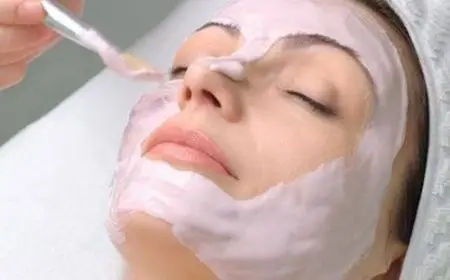 كريم لوتس للبشرة الدهنية