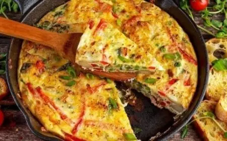 طريقة عمل العجة المصرية بالخضار