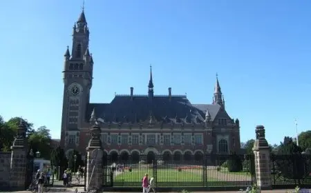 أين يقع مقر محكمة العدل الدولية؟