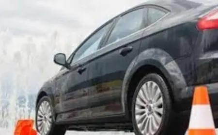 تعليم قيادة السيارة بدون معلم