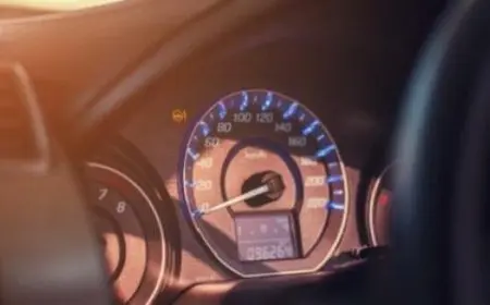 أين يوجد مكان حساس درجة الحرارة في السيارة