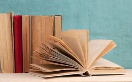 شرح قصيدة في مدخل الحمراء