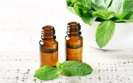 فوائد زيت النعناع للوجه قبل النوم