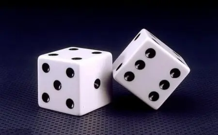 عدد النواتج الممكنة لرمي مكعب خمس مرات يساوي كم؟