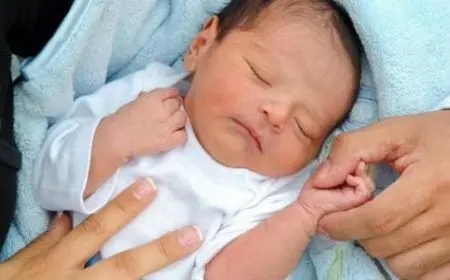 كيف أعرف أن طفلي حديث الولادة مريض