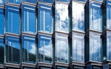 ما هو المكون الرئيسي للزجاج