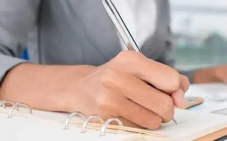 نموذج كتابة تقرير جامعي