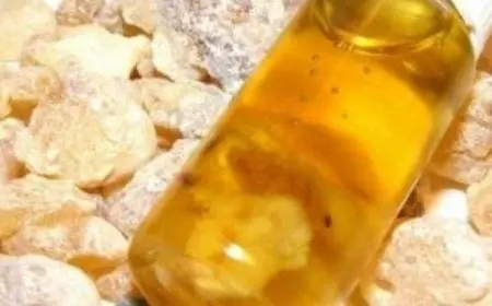 فوائد زيت اللبان للبشرة