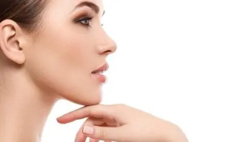 أقوى 13 كريم لتبييض البشرة من الصيدلية