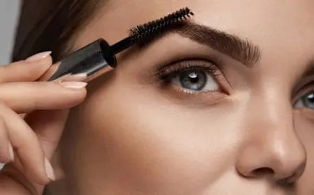 وصفات طبيعية لتكثيف شعر الحواجب