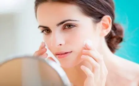 فوائد معجون الأسنان للبشرة وأضراره