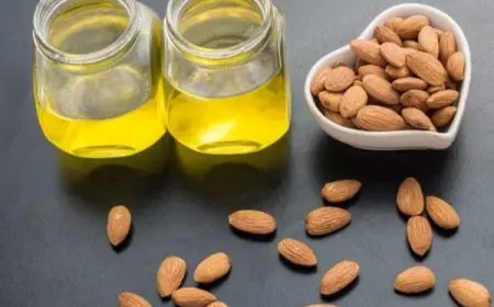 فوائد زيت اللوز الحلو للبشرة وكيفية استخدامه