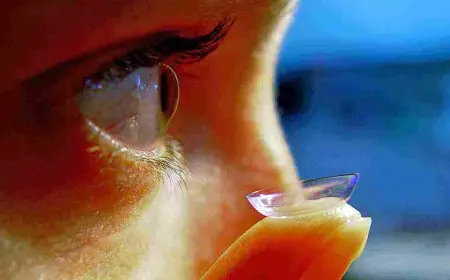 كيف أعرف مدة صلاحية العدسات اللاصقة