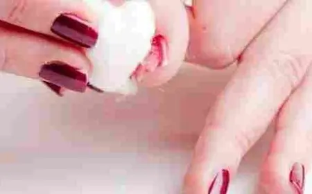 طريقة ازالة المناكير بدون اسيتون