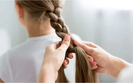 طريقة عمل ضفائر الشعر بالصور والخطوات