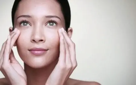 علاج الانتفاخ تحت العين طبيعيا في المنزل