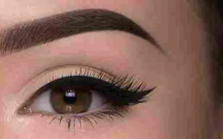 صبغ الحواجب بصبغة الشعر
