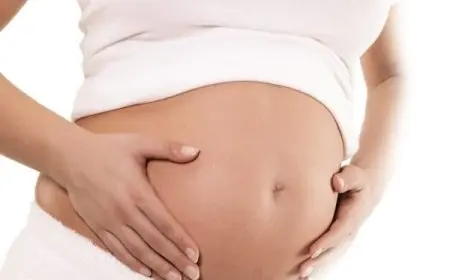 شكل سرة الحامل بولد في الشهر الرابع