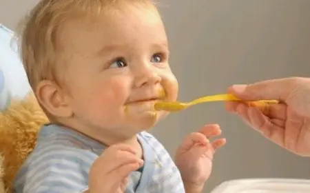 متى ياكل الرضيع السمك