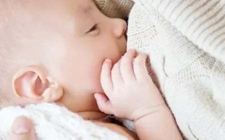 هل يضر حليب الأم بعد الفطام