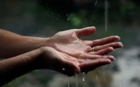 الدعاء على من لعب بمشاعري