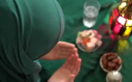 هل النوم في حضن الزوج يبطل الصيام