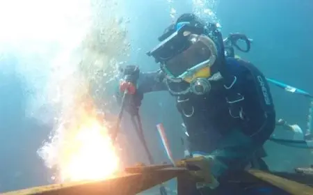 راتب لحام تحت الماء في السعودية