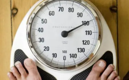 الفرق بين الكتلة والوزن