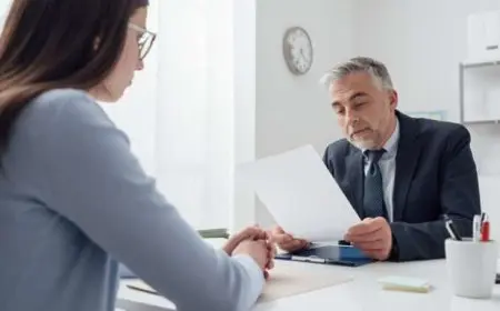 متى يمكن أن يحال الموظف للهيئة الطبية في السعودية