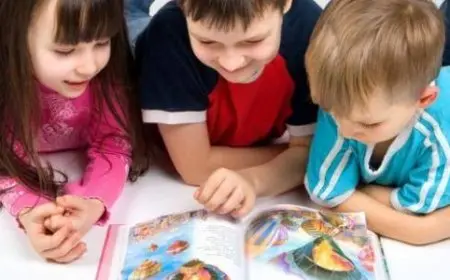 حوار بين شخصين عن الدراسة والتعليم والمعرفة والجهل