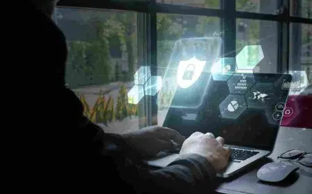 أداة في الكمبيوتر تستخدم للتخزين فما هي؟