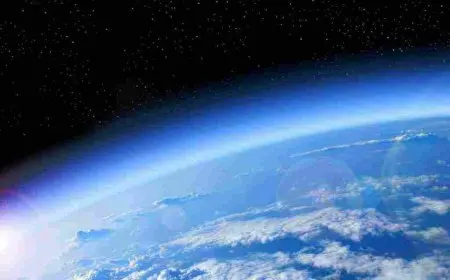 ما هو الغلاف الجوي وما هي الطبقات الـ 4 اللي تكونه