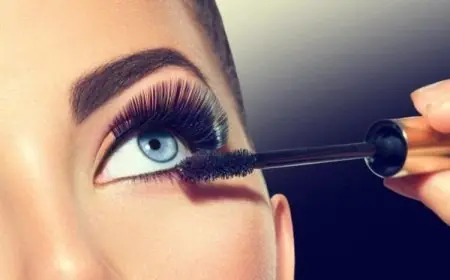 أفضل ماسكرا طبية لتطويل الرموش