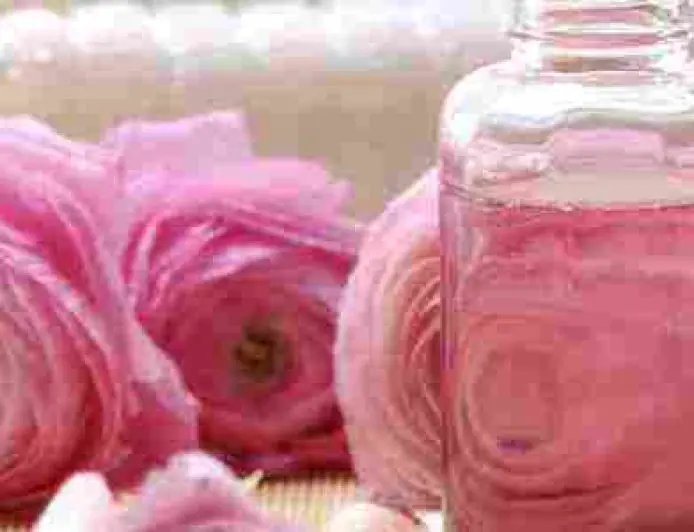 خلطة ماء الورد للوجه